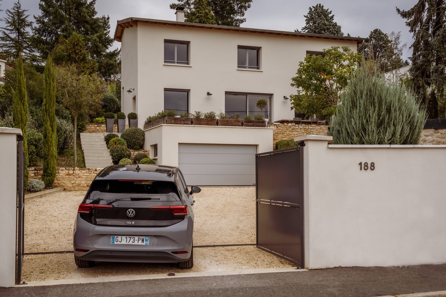 Portails & portes de garage connectés